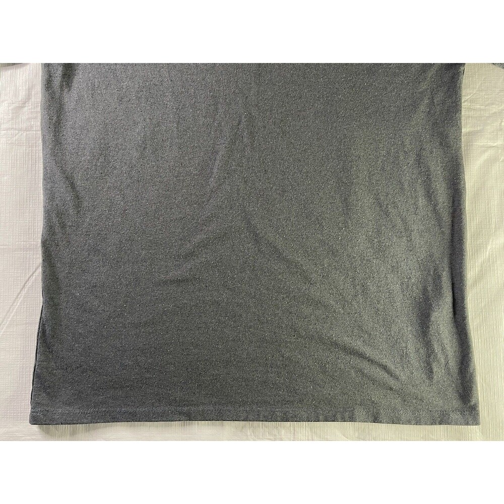 Men's Patagonia P-6 Logo Resonsibili-Tee Size Small Plume Grey Style #38504 - Picture 3 of 12